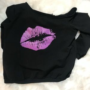2xl off the shoulder black sweatshirt